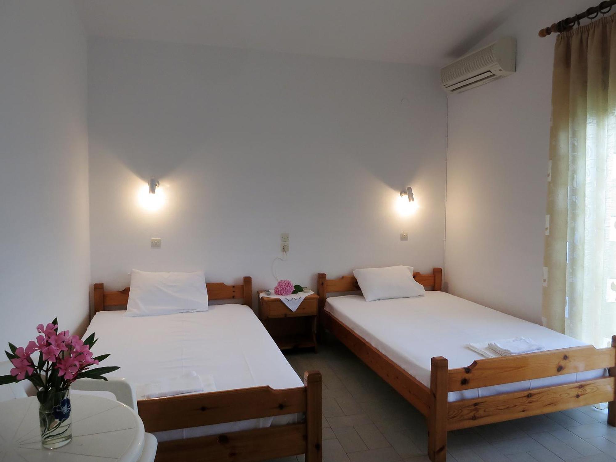Thanasis Matsas Rooms Kamariótisza Kültér fotó